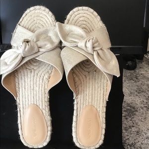 Comfy tan sandals